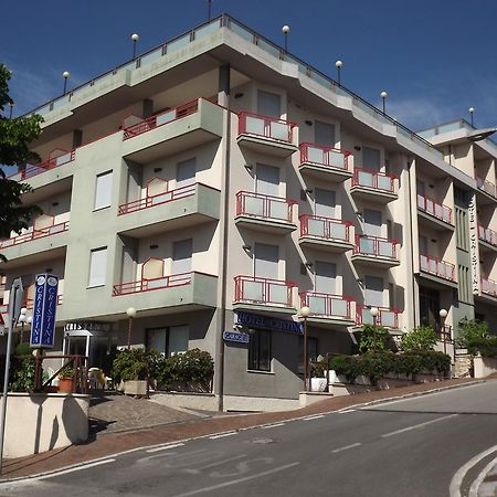 Hotel Cristina Chianciano Terme Dış mekan fotoğraf