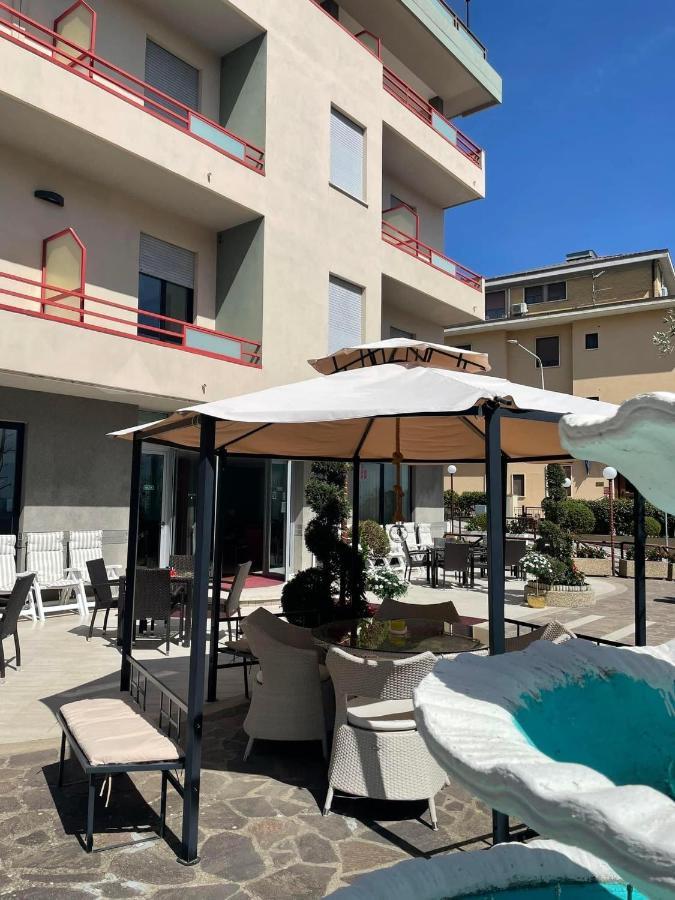 Hotel Cristina Chianciano Terme Dış mekan fotoğraf