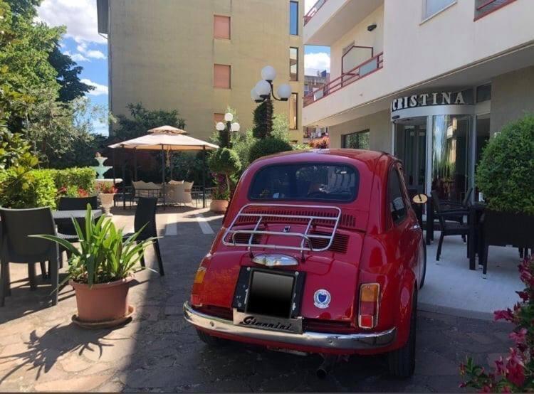 Hotel Cristina Chianciano Terme Dış mekan fotoğraf