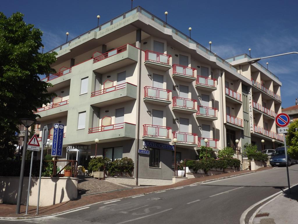 Hotel Cristina Chianciano Terme Dış mekan fotoğraf