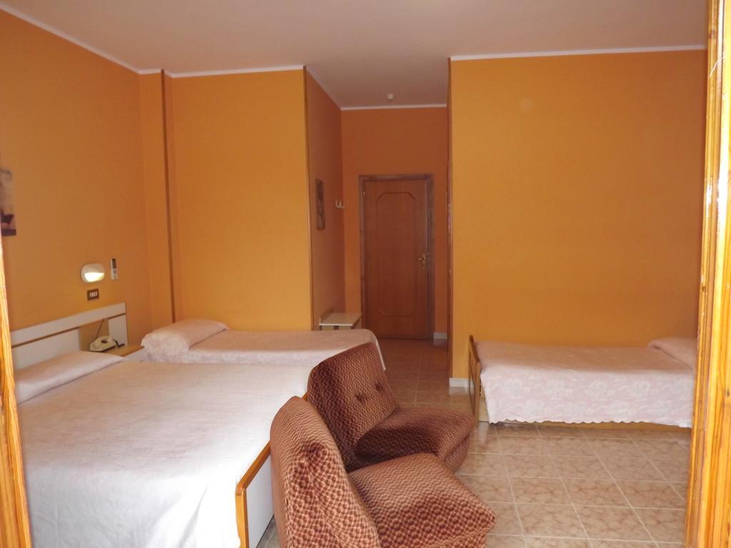 Hotel Cristina Chianciano Terme Dış mekan fotoğraf