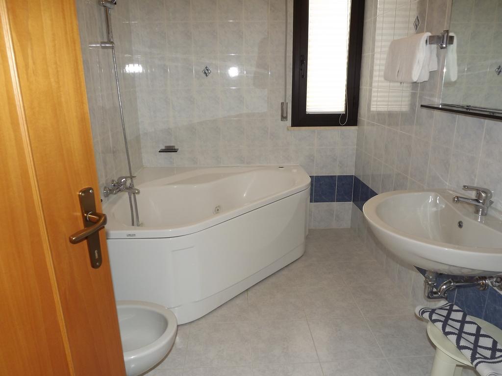 Hotel Cristina Chianciano Terme Dış mekan fotoğraf